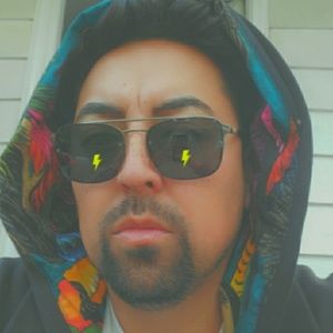 Meet your Posher, Javier